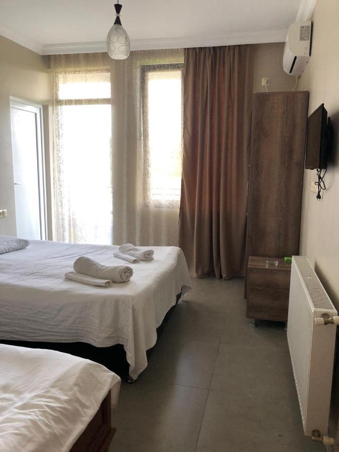 Hotel Guga Kobuleti Exterior foto